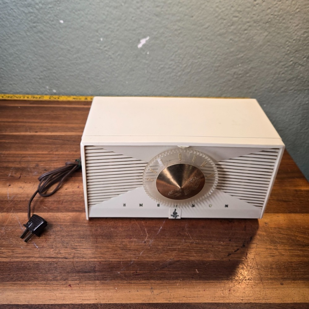 1955 Emerson 812B Atomic Jetsons Bakelite Ivory Tube AM Radio Read